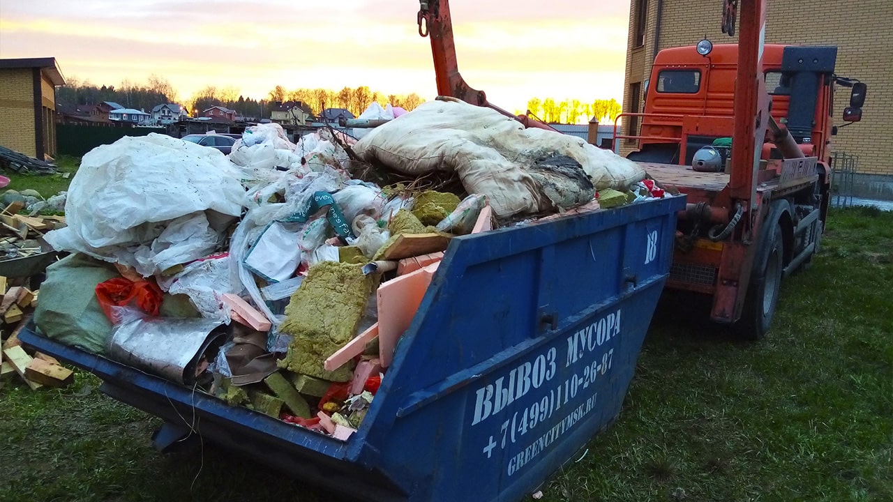 Вывоз и утилизация промышленных отходов в Люберцах в октябре