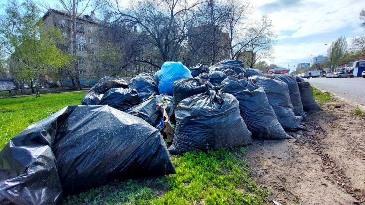 Вывоз и утилизация мусора после субботника в Люберцах в октябре
