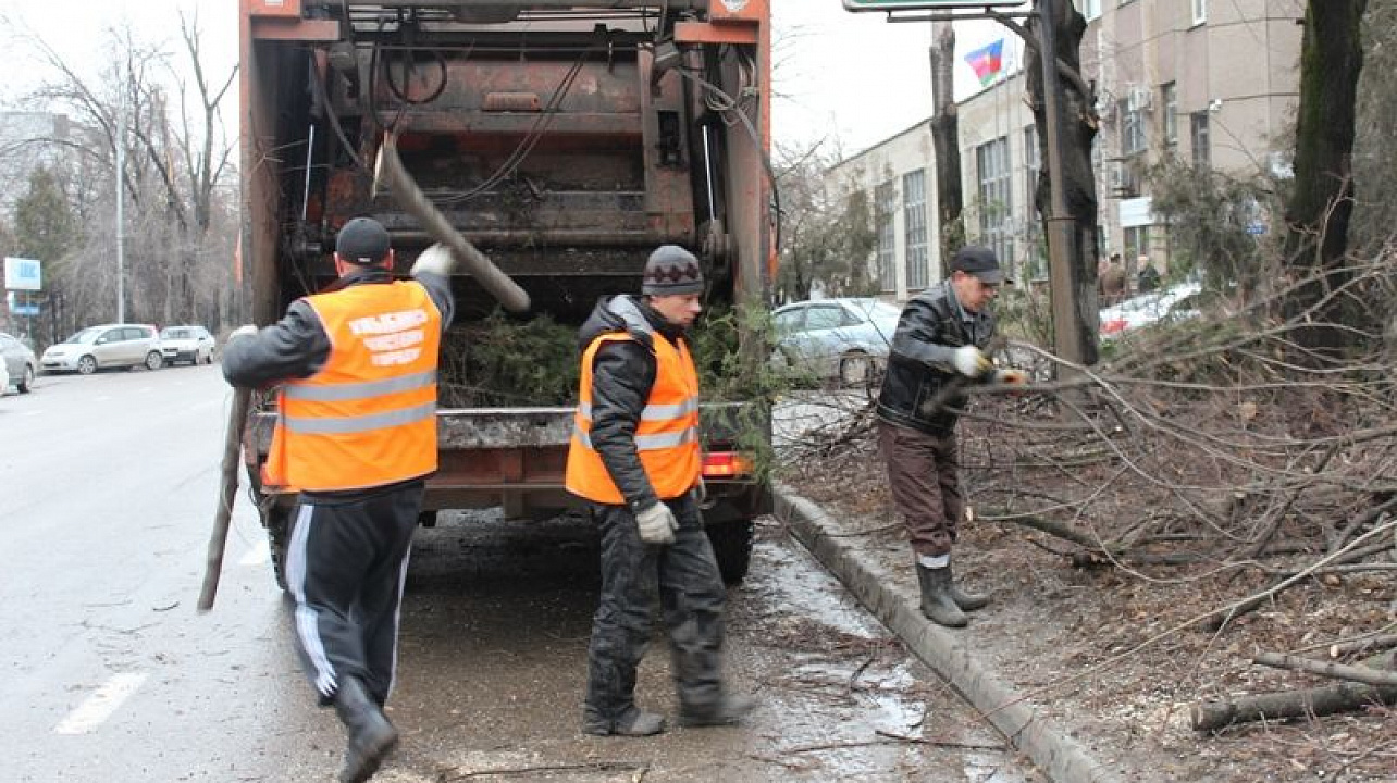 Уборка после стихийного бедствия в Люберцах от 2998 руб